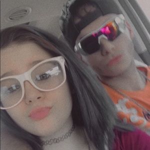 Meet your Posher, Kenzie